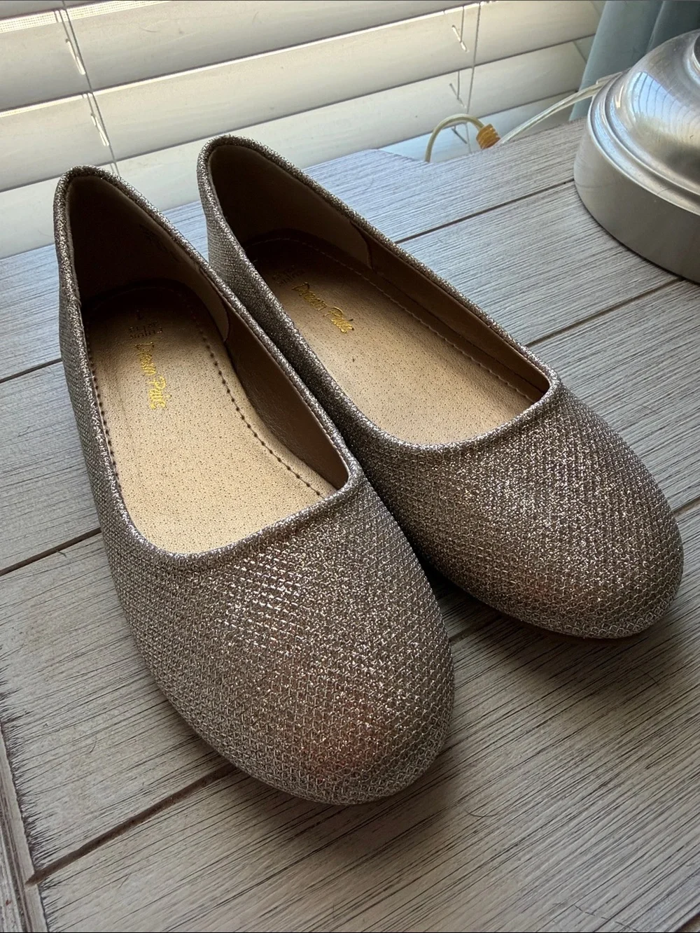 Girls Sparkle Ballet Flats - Gold size 1. Never worn